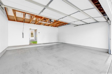 Enjoy the best of Ewa Beach living in this beautifully on Hoakalei Country Club At Ocean Pointe in Hawaii - for sale on GolfHomes.com, golf home, golf lot