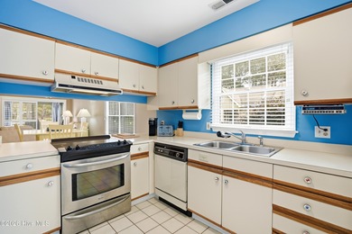 This inviting townhome located in The Woods section of Sea Trail on Sea Trail Golf Resort in North Carolina - for sale on GolfHomes.com, golf home, golf lot