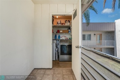MINT! This superbly renovated and inviting 2bd/2ba condo is on Kings Point Golf -Flanders Way in Florida - for sale on GolfHomes.com, golf home, golf lot