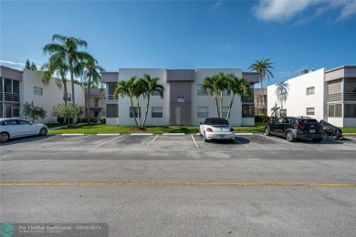 MINT! This superbly renovated and inviting 2bd/2ba condo is on Kings Point Golf -Flanders Way in Florida - for sale on GolfHomes.com, golf home, golf lot