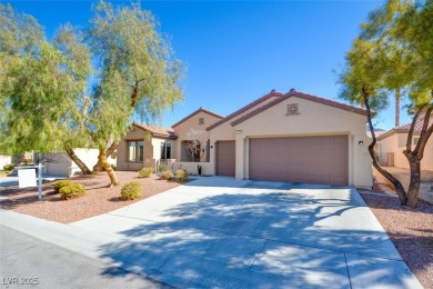 Sun City Anthem Saratoga home with a beautiful Pool. Recently on Revere Golf Club in Nevada - for sale on GolfHomes.com, golf home, golf lot