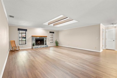 Spaciousness and privacy!  Welcome home to your 3 bedroom, 2.5 on Tarpon Woods Golf Club in Florida - for sale on GolfHomes.com, golf home, golf lot