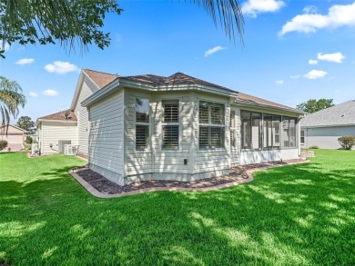 One or more photo(s) has been virtually staged. This inviting on Amberwood Executive Golf Course in Florida - for sale on GolfHomes.com, golf home, golf lot