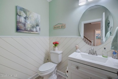 Welcome home to 4922 Glen Garden Circle!  Located in the Park on Cape Fear National At Brunswick Forest in North Carolina - for sale on GolfHomes.com, golf home, golf lot