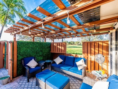 Located in a stunning golf course community with a friendly on Pine Island Ridge Country Club in Florida - for sale on GolfHomes.com, golf home, golf lot