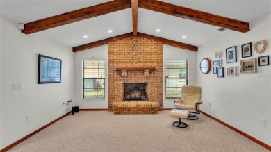 Under contract-accepting backup offers. Welcome to your retreat on Wedgewood Golf Club in Florida - for sale on GolfHomes.com, golf home, golf lot
