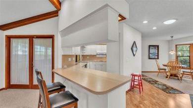 Under contract-accepting backup offers. Welcome to your retreat on Wedgewood Golf Club in Florida - for sale on GolfHomes.com, golf home, golf lot