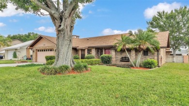 Under contract-accepting backup offers. Welcome to your retreat on Wedgewood Golf Club in Florida - for sale on GolfHomes.com, golf home, golf lot