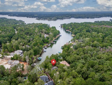 Lakefront Cottage in Reynolds Lake Oconee! on Reynolds Lake Oconee - The Preserve in Georgia - for sale on GolfHomes.com, golf home, golf lot