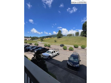 LOCATION AND CONVENIENCE at one of the top golf resorts in the on Jefferson Landing Club in North Carolina - for sale on GolfHomes.com, golf home, golf lot
