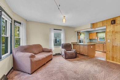 Situated in popular subdivision close to Cascades Park & Golf on Cascades Golf Course in Michigan - for sale on GolfHomes.com, golf home, golf lot