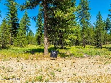 The Outlook floor plan offers 3 bedrooms, 2.5 bathrooms, with an on Stoneridge Golf Club in Idaho - for sale on GolfHomes.com, golf home, golf lot