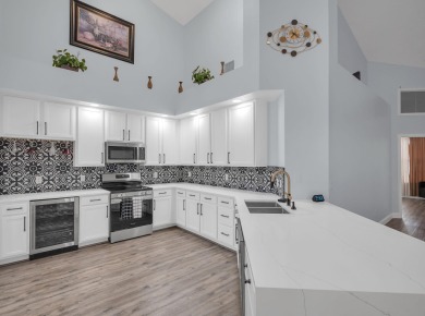 TURNKEY Townhome in the beautiful Lake Charles at St. Lucie West on St. Lucie Trail Golf Club in Florida - for sale on GolfHomes.com, golf home, golf lot