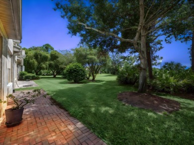 TURNKEY Townhome in the beautiful Lake Charles at St. Lucie West on St. Lucie Trail Golf Club in Florida - for sale on GolfHomes.com, golf home, golf lot