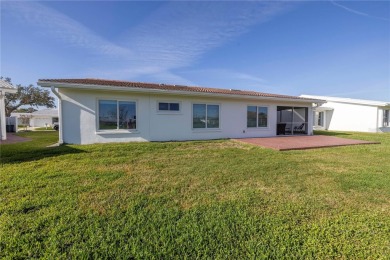 Discover the Lifestyle You've Been Dreaming Of! Welcome to this on Mainlands Golf Club in Florida - for sale on GolfHomes.com, golf home, golf lot