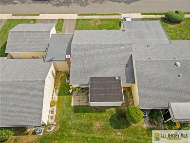 Welcome to the desirable Clearbrook 55+ community, where easy on Clearbrook Golf Club in New Jersey - for sale on GolfHomes.com, golf home, golf lot