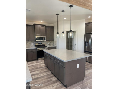 Beautiful new build overlooking the golf course, featuring on Snowflake Municipal Golf Course in Arizona - for sale on GolfHomes.com, golf home, golf lot