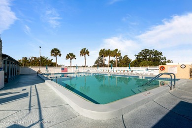 Charming home located in the desirable High Point community! on High Point Golf Club, Inc. in Florida - for sale on GolfHomes.com, golf home, golf lot