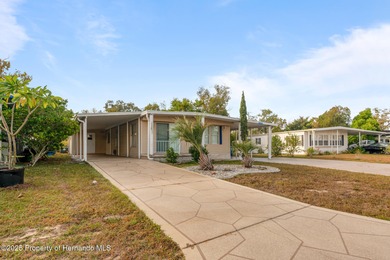 Charming home located in the desirable High Point community! on High Point Golf Club, Inc. in Florida - for sale on GolfHomes.com, golf home, golf lot