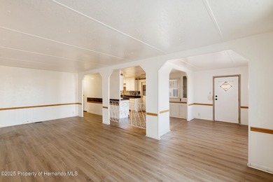 Charming home located in the desirable High Point community! on High Point Golf Club, Inc. in Florida - for sale on GolfHomes.com, golf home, golf lot