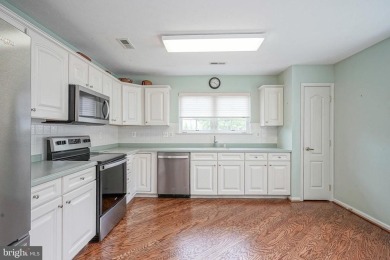 You must put this lovely home on your list to tour, you will not on Ron Jaworskis RiverWinds Golf and Tennis Club in New Jersey - for sale on GolfHomes.com, golf home, golf lot