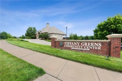 Don Julian Cambridge Rev 1.5 Story, on the golf course, the golf on Tiffany Greens Golf Club in Missouri - for sale on GolfHomes.com, golf home, golf lot