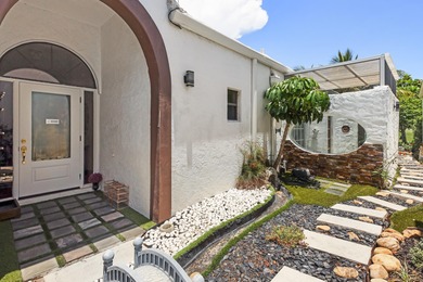 Must see this outstanding home in the renowned Fountains CC on Fountains Golf and Country Club in Florida - for sale on GolfHomes.com, golf home, golf lot