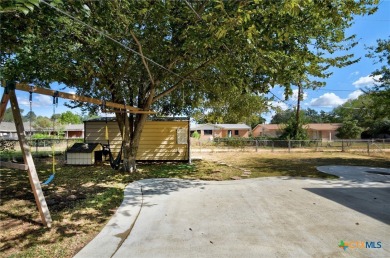 Charming 4-Bedroom, 2-Bath Home with Beautiful Updates!

This on Luling Golf Club in Texas - for sale on GolfHomes.com, golf home, golf lot
