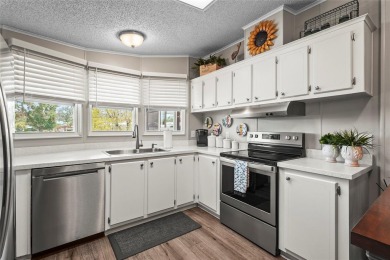 Welcome to Imperial Lakes Estates! This wonderful 2 bedroom, 2 on Imperial Lakewoods Golf Club in Florida - for sale on GolfHomes.com, golf home, golf lot