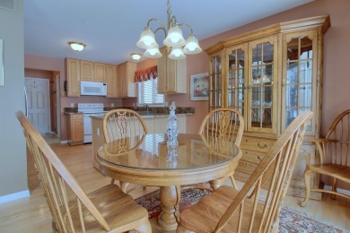 MLS# 50165678|Look at this 2/3Bed 3 Bath 1 1/2 Story Condo on Beacon Hill Golf Club in Michigan - for sale on GolfHomes.com, golf home, golf lot