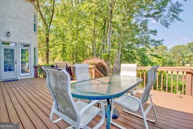 CAN'T BEAT THIS LOCATION situated on the 18th fairway of on Braelinn Golf Club in Georgia - for sale on GolfHomes.com, golf home, golf lot