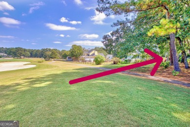 CAN'T BEAT THIS LOCATION situated on the 18th fairway of on Braelinn Golf Club in Georgia - for sale on GolfHomes.com, golf home, golf lot
