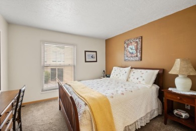 Welcome to your bright, 2-story, end-unit townhome in the Villa on Arroyo Del Oso Golf Course in New Mexico - for sale on GolfHomes.com, golf home, golf lot