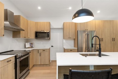 Beautiful 4-bed, 3-bath home in the Country Club Estates on Fort Lauderdale Country Club in Florida - for sale on GolfHomes.com, golf home, golf lot