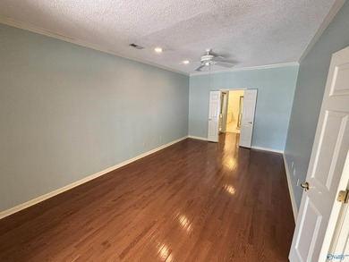 Spacious 3BR/2.5BA, 2-story townhome with 2,650 sq ft with on Point Mallard Golf Course in Alabama - for sale on GolfHomes.com, golf home, golf lot