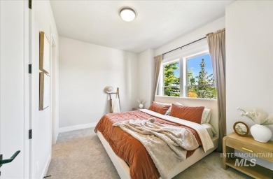 Blend luxury, comfort, and privacy, in this 2,250 sq. ft. home on Eagle Legacy Golf Course in Idaho - for sale on GolfHomes.com, golf home, golf lot