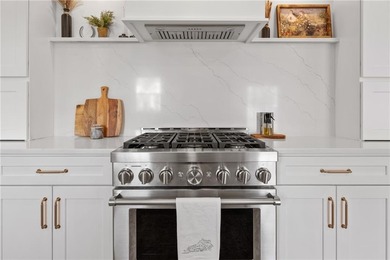 Nestled in the sought after Glastonberry community in Johns on Rivermont Golf and Country Club in Georgia - for sale on GolfHomes.com, golf home, golf lot