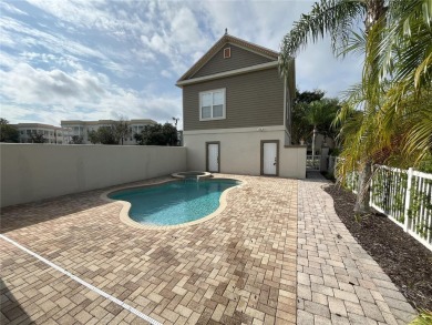 Clean and well kept Golf Course located courtyard property on Reunion Resort Golf Course in Florida - for sale on GolfHomes.com, golf home, golf lot
