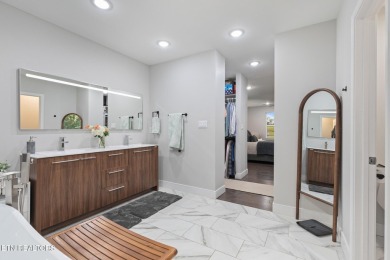 BACK ON THE MARKET due to Buyer Financing. Over 4,000 square on River Islands Golf Club in Tennessee - for sale on GolfHomes.com, golf home, golf lot