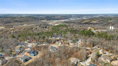 Prime corner lot in beautiful Bella Vista! This property offers on Bella Vista - Metfield Golf Complex and Country Club in Arkansas - for sale on GolfHomes.com, golf home, golf lot