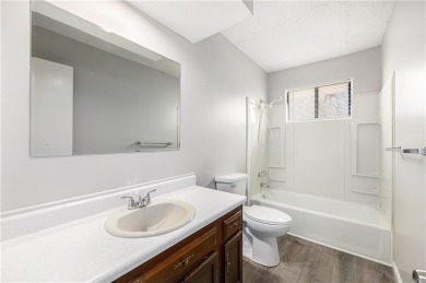 Beautifully remodeled townhouse with ample space! The living on River Oaks Golf Course in Missouri - for sale on GolfHomes.com, golf home, golf lot