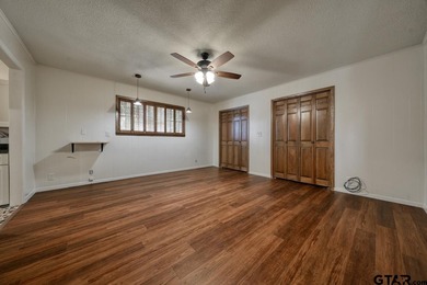 Discover a great WATERFRONT opportunity in the gated community on Hide-A-Way Lake Golf Course in Texas - for sale on GolfHomes.com, golf home, golf lot