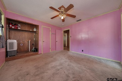 Discover a great WATERFRONT opportunity in the gated community on Hide-A-Way Lake Golf Course in Texas - for sale on GolfHomes.com, golf home, golf lot