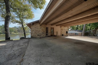 Discover a great WATERFRONT opportunity in the gated community on Hide-A-Way Lake Golf Course in Texas - for sale on GolfHomes.com, golf home, golf lot