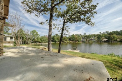 Discover a great WATERFRONT opportunity in the gated community on Hide-A-Way Lake Golf Course in Texas - for sale on GolfHomes.com, golf home, golf lot