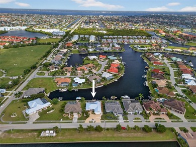 PUNTA GORDA ISLES! EXCEPTIONAL 3 BEDROOM, 2 BATH, 2-CAR GARAGE on Saint Andrews South Golf Club in Florida - for sale on GolfHomes.com, golf home, golf lot