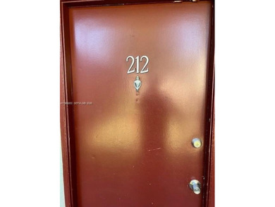 CHARMING 2BR 1.5 BA APARTMENT WITH RELAXING POOL & GARDEN VIEW on Flamingo Lakes Country Club in Florida - for sale on GolfHomes.com, golf home, golf lot