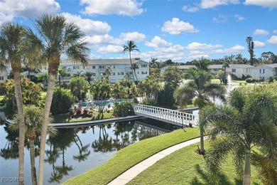 Welcome to luxury lakefront living in the heart of Stratford on Cypress Lake Country Club in Florida - for sale on GolfHomes.com, golf home, golf lot