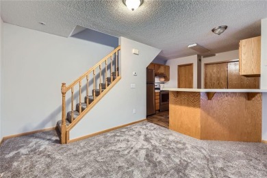 his beautifully maintained mid-unit townhome offers the perfect on Valleywood Golf Course in Minnesota - for sale on GolfHomes.com, golf home, golf lot