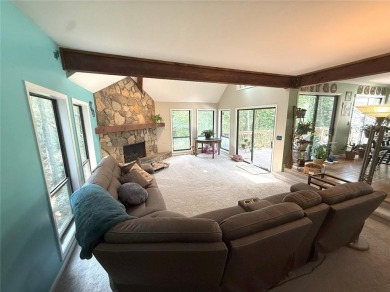 Spacious  Elegant Home in Prime North Fulton Location!
Welcome on Rivermont Golf and Country Club in Georgia - for sale on GolfHomes.com, golf home, golf lot